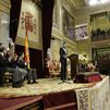 ¿Por qué los reyes de España nunca llevan corona ni son coronados?