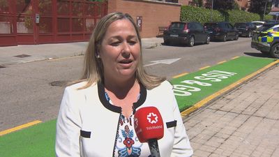 Algete habilita un espacio para que los padres se despidan de los niños a la entrada de los coles