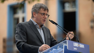 Puigdemont tacha de “chantaje” la financiación singular en Cataluña y amenaza con retirar su apoyo a Sánchez