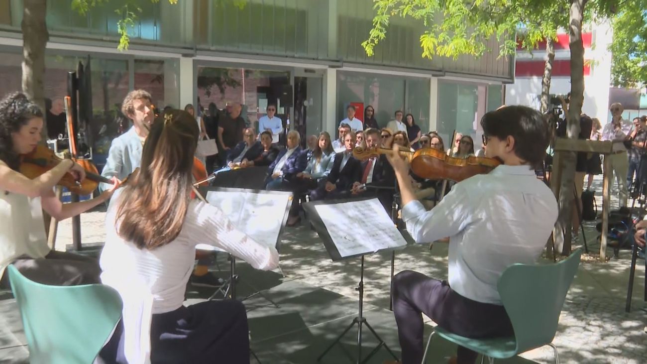 Escenas de Verano llega en 2024 a 135 municipios madrileños con música, circo, cine  y artes vivas