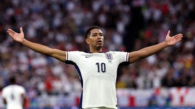 Bellingham, MVP ante Serbia: "Simplemente disfruto jugando al fútbol"