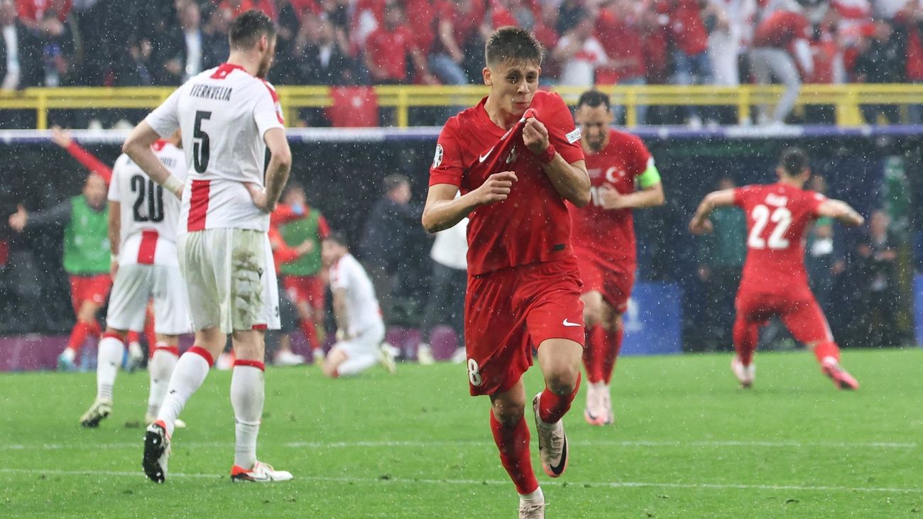 3-1. Turquía golea a Georgia con un golazo de Arda Guler
