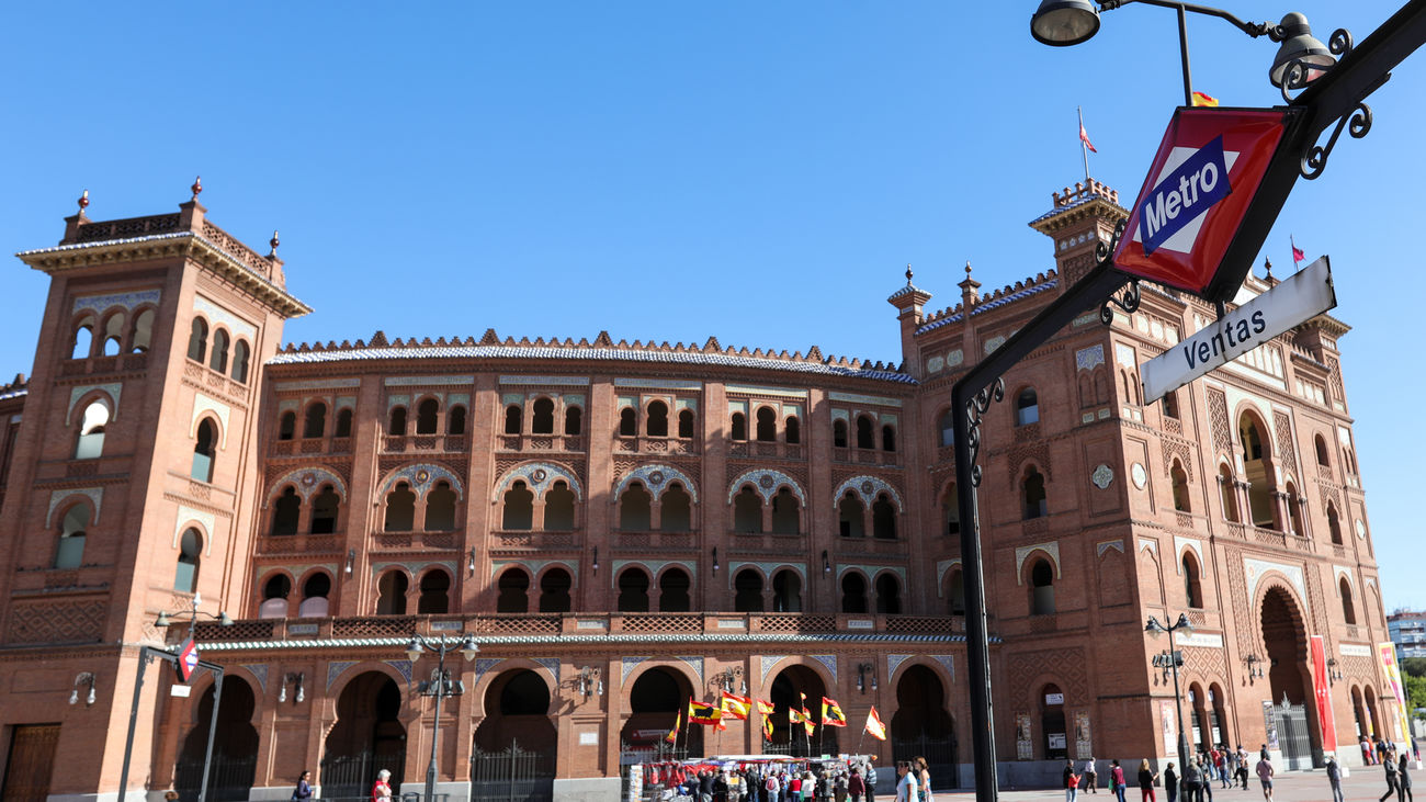 Metro comienza la instalación de cinco ascensores en Ventas y la rehabilitación del vestíbulo cerrado desde 1970