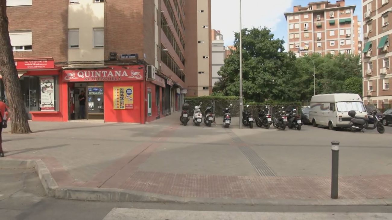 Una reyerta entre pandilleros, la posible causa del apuñalamiento de un joven en Ciudad Lineal