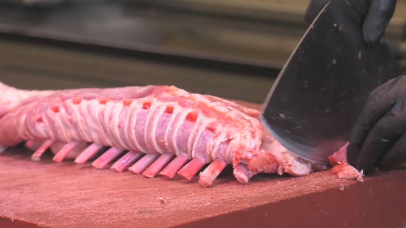 El sector porcino pide al Gobierno que medie con China al temer que suban los aranceles. ¿Afectará aquí a los precios?