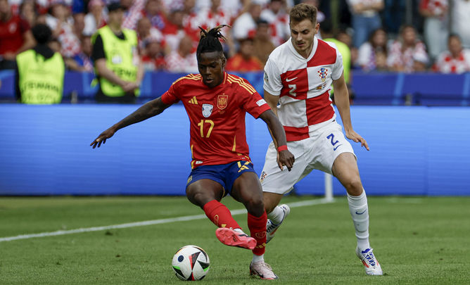 Nico Williams ante Croacia / EFE