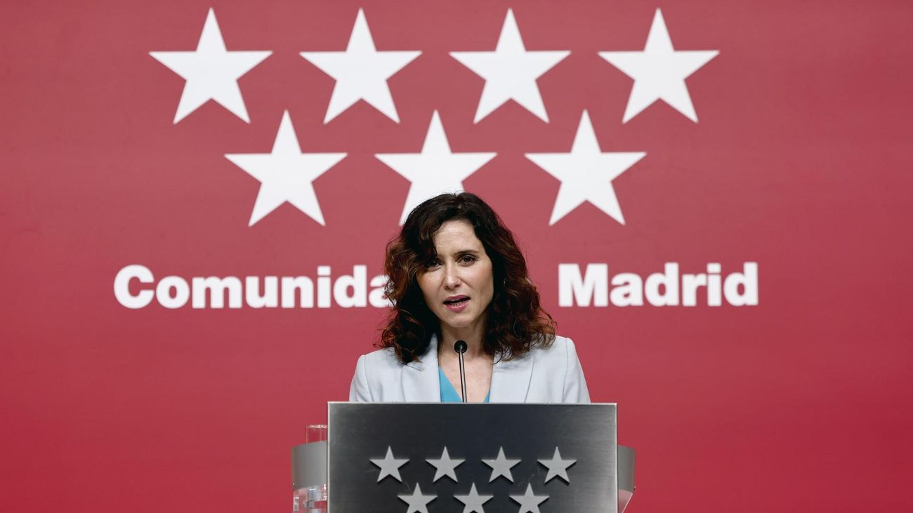 Ayuso destaca "la generosidad y constante entrega de Felipe VI al servicio de todos los españoles"