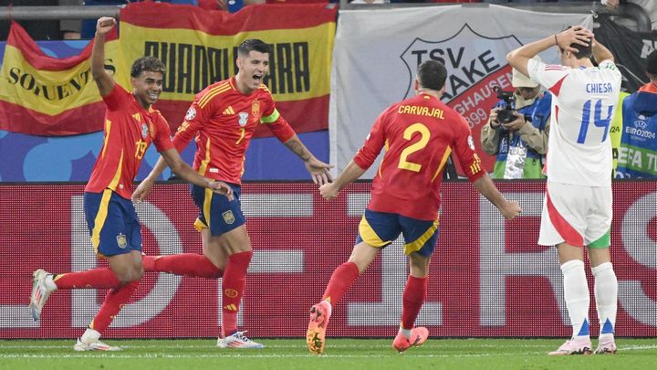 1-0. España se exhibe ante Italia