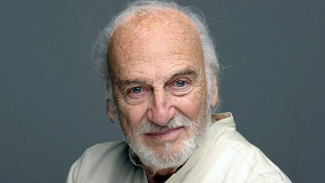 Héctor Alterio: "Soy un trabajador, un obrero de la escena, y lo hago con gusto"