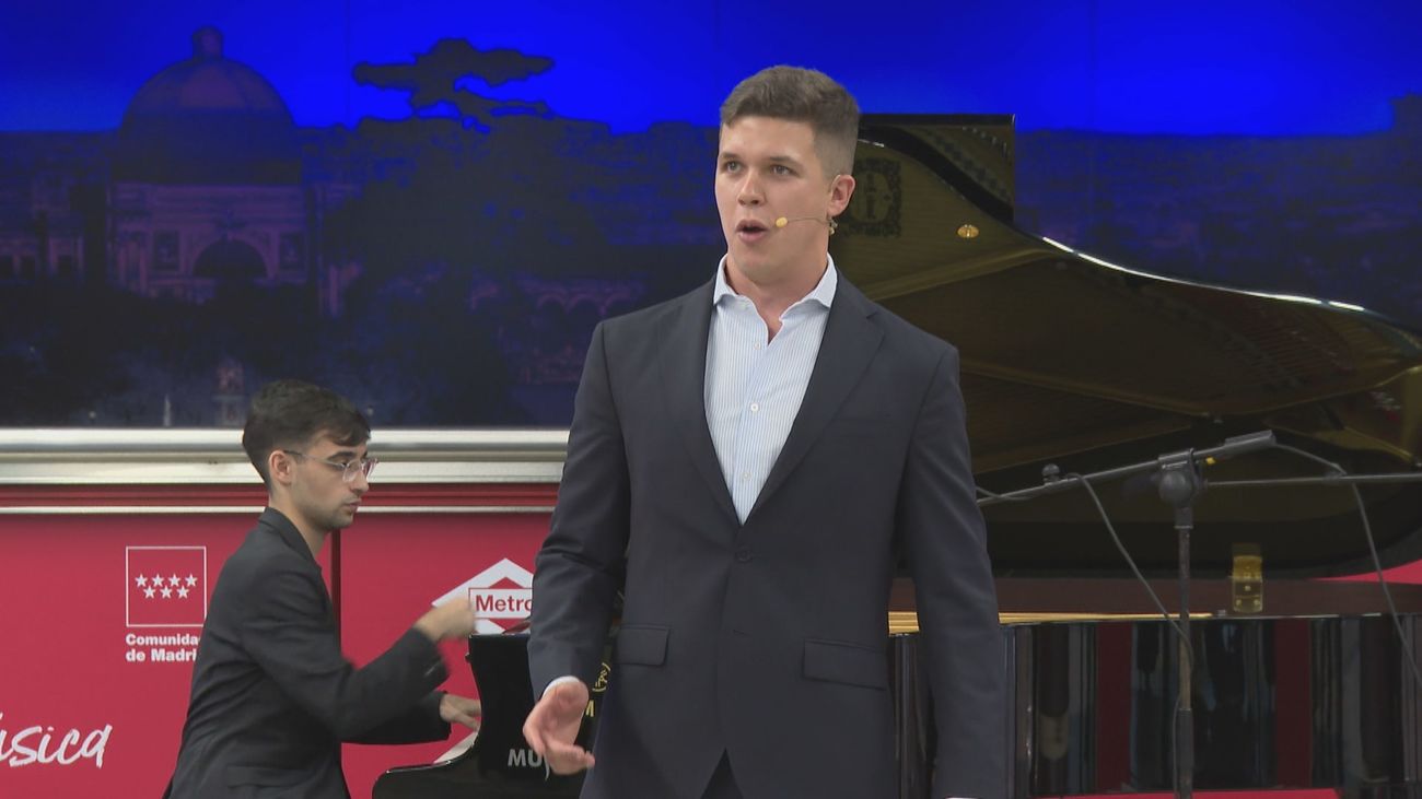 Un recital de música clásica en pleno metro de Madrid para celebrar el 'Día Europeo de la Música'