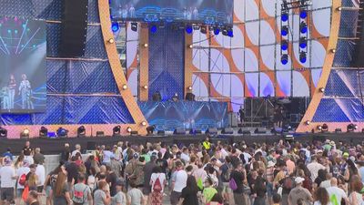 IFEMA congrega a 35.000 'locos' por la música de los años 90