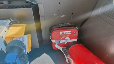 Policías locales de Coslada salvan a un hombre que sufrió un infarto en plena calle