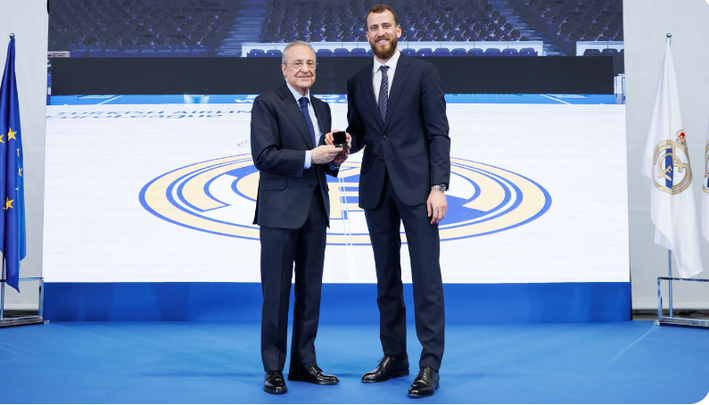 Florentino Pérez y Sergio Rodríguez / REAL MADRID