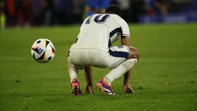 Bellingham, en el punto de mira del exigente entorno de Inglaterra