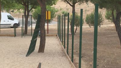 Roban todo el vallado de la nueva área canina de Loranca en Fuenlabrada