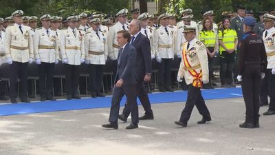 La Policía Municipal de Madrid entrega en El Retiro los reconocimientos por el día de su patrón