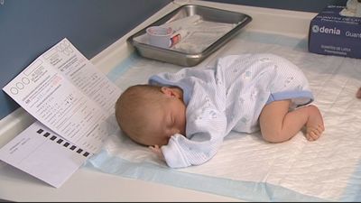 Sanidad de Madrid se plantea poder detectar y tratar hasta 30 enfermedades en 2030 con la prueba del talón