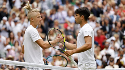 Victoria trabajada de Alcaraz ante Lajal en primera ronda de Wimbledon