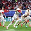 1-2. Demiral y Güler meten a Turquía en cuartos