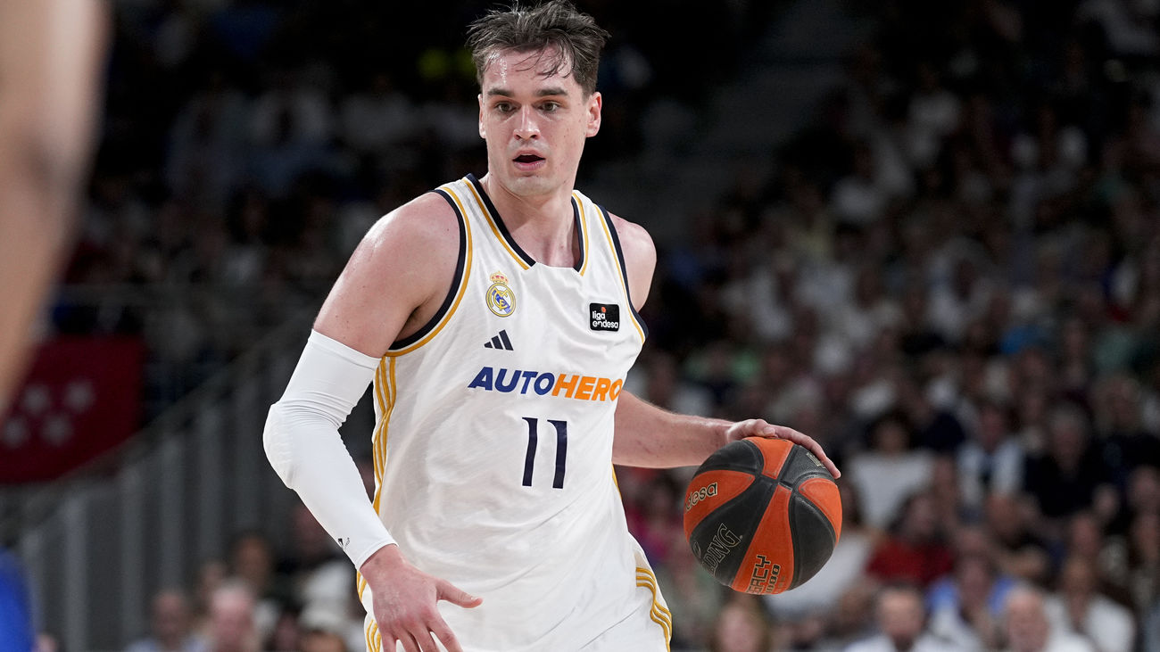 Hezonja renueva con el Real Madrid hasta 2029