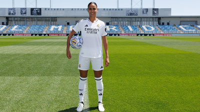 La defensa francesa Maelle Lakrar ficha por el Real Madrid