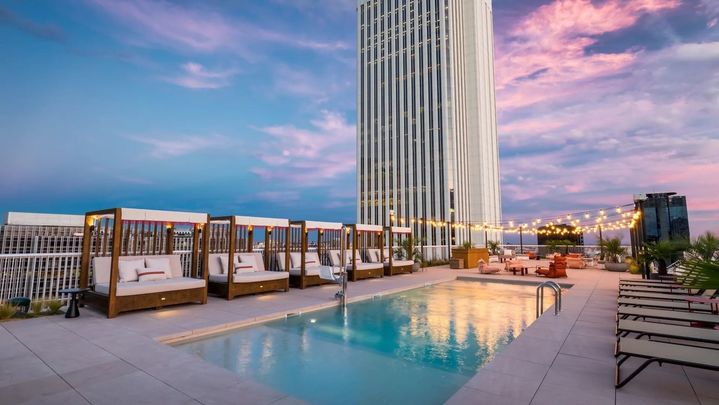 Hotel Canopy Madrid / HTOEL CANOPY MADRID CASTELLANA