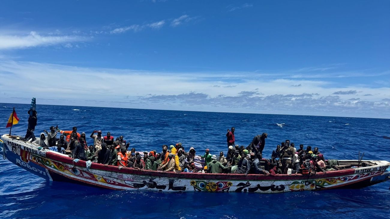 El 2024 duplica la llegada de inmigrantes a España, el 77% llega por Canarias