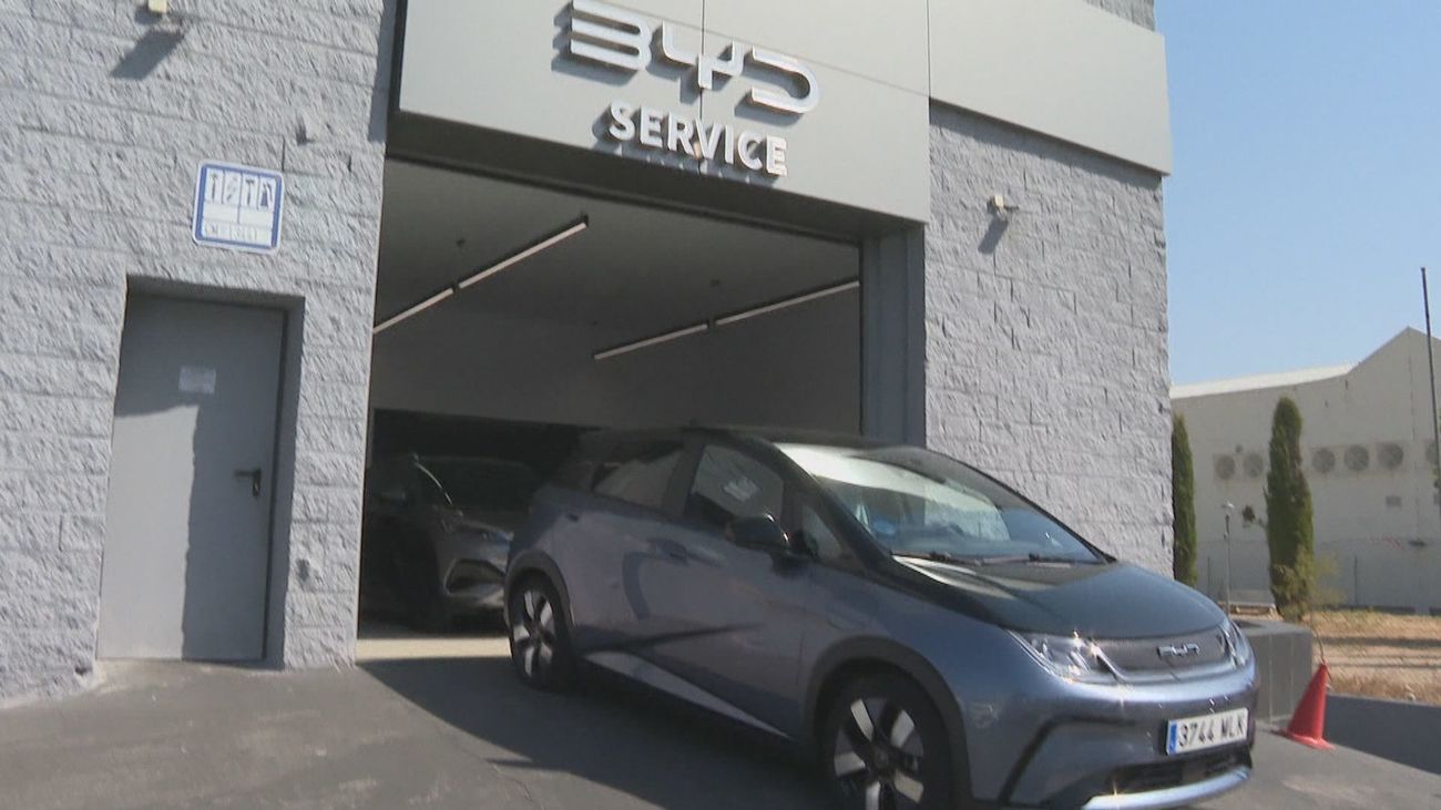 La UE comienza a aplicar aranceles de hasta el 38% a los coches eléctricos chinos