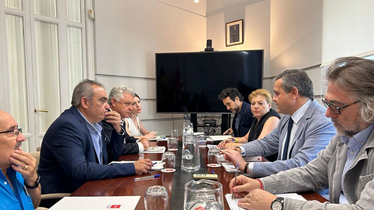 La Comunidad reforzará el transporte alternativo tras el cierre total de la L7B de Metro