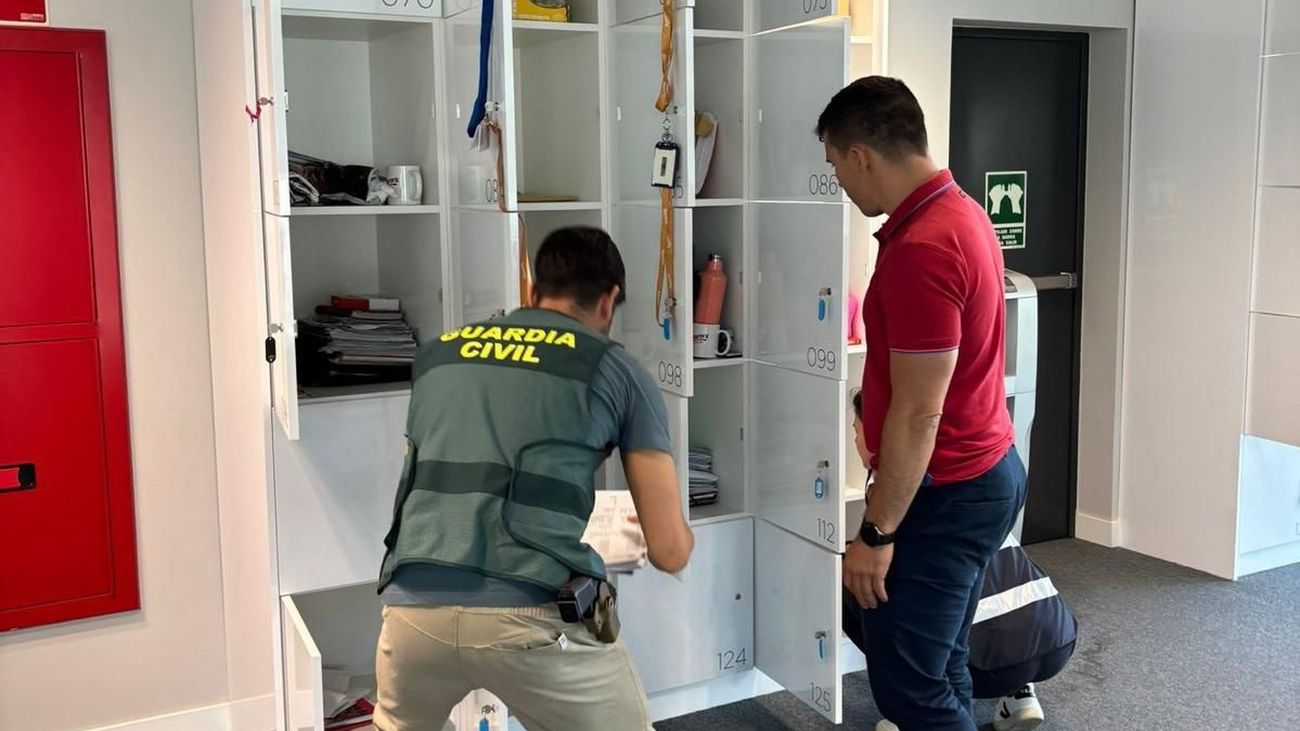 Registro practicado por la Guardia Civil en la investigación de fraude fiscal