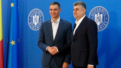 Sánchez dice que los socialistas son la "última línea de defensa" ante la ultraderecha