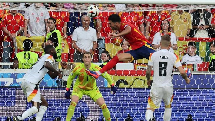 Mikel Merino ante  Alemania / EFE