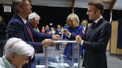 La participación en la segunda vuelta electoral de Francia, la más alta desde 1981