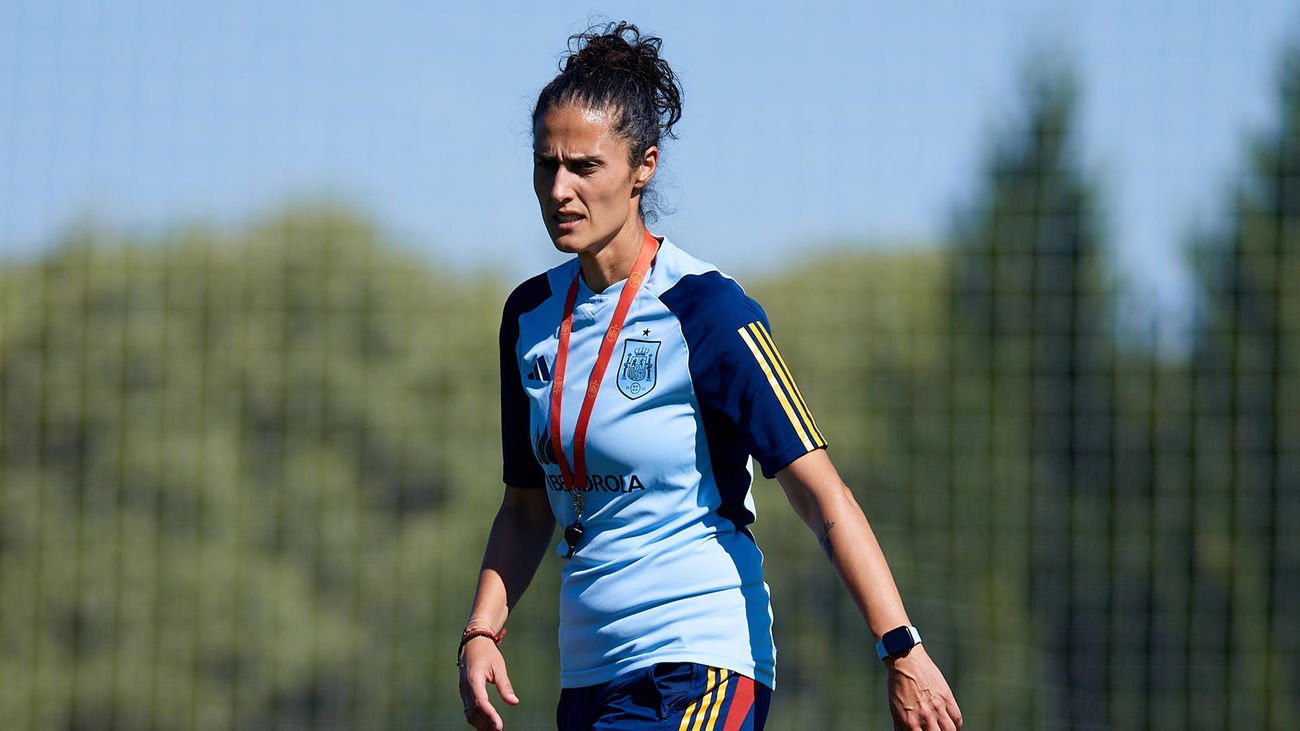 Montse Tomé renueva como seleccionadora femenina de fútbol hasta 2025