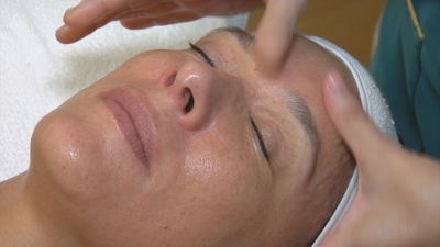 ¿Cómo prevenir que los rayos solares oxiden la piel?