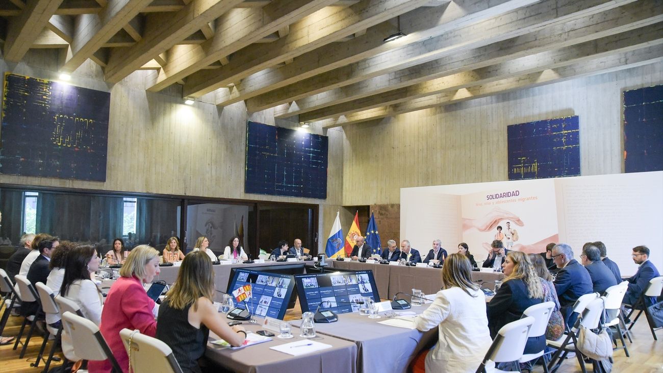 Reunión de la Conferencia Sectorial de Infancia y Adolescencia, en Santa Cruz de Tenerife