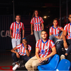 El Atlético de Madrid presenta su nueva camiseta que rinde homenaje al Doblete