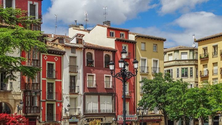 Plaza del centro histórico (Logroño) / Adam Jones | Wikipedia