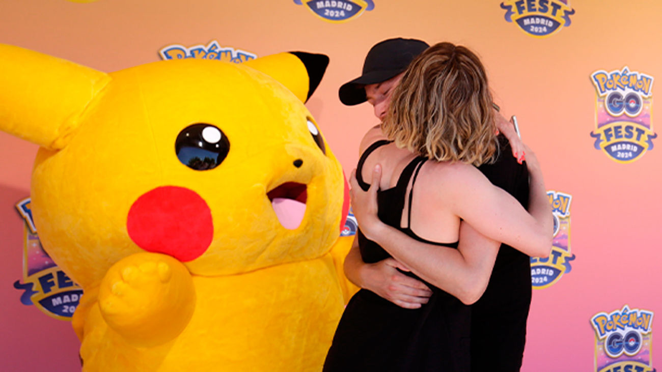 Petición de mano con Pikachu de testigo