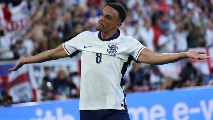 Alexander-Arnold / EFE