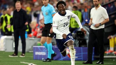 Mainoo, de intrascendente a imprescindible en Inglaterra