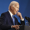 Biden dice que sigue en campaña pese a confundir a Zelenski con Putin y a Harris con Trump