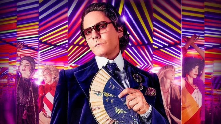 Becoming Karl Lagerfeld (Disney + ) / .