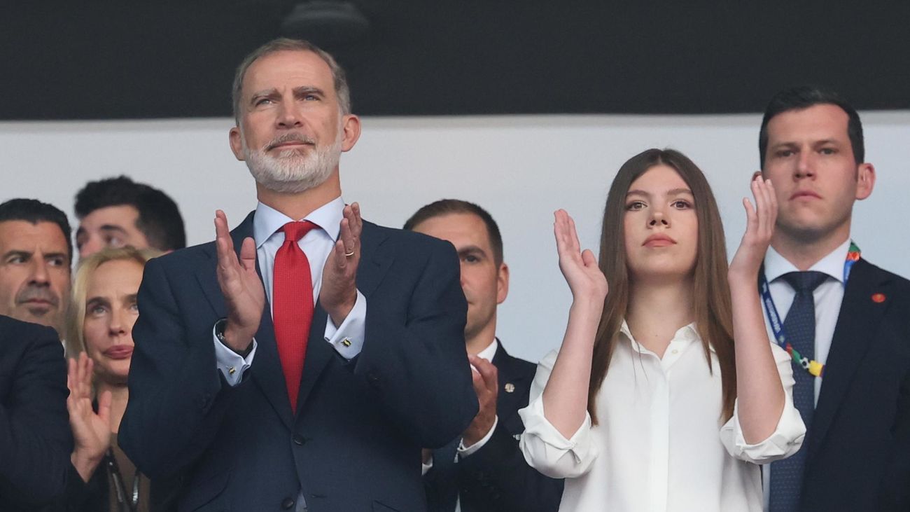 Felipe VI y la infanta Sofía