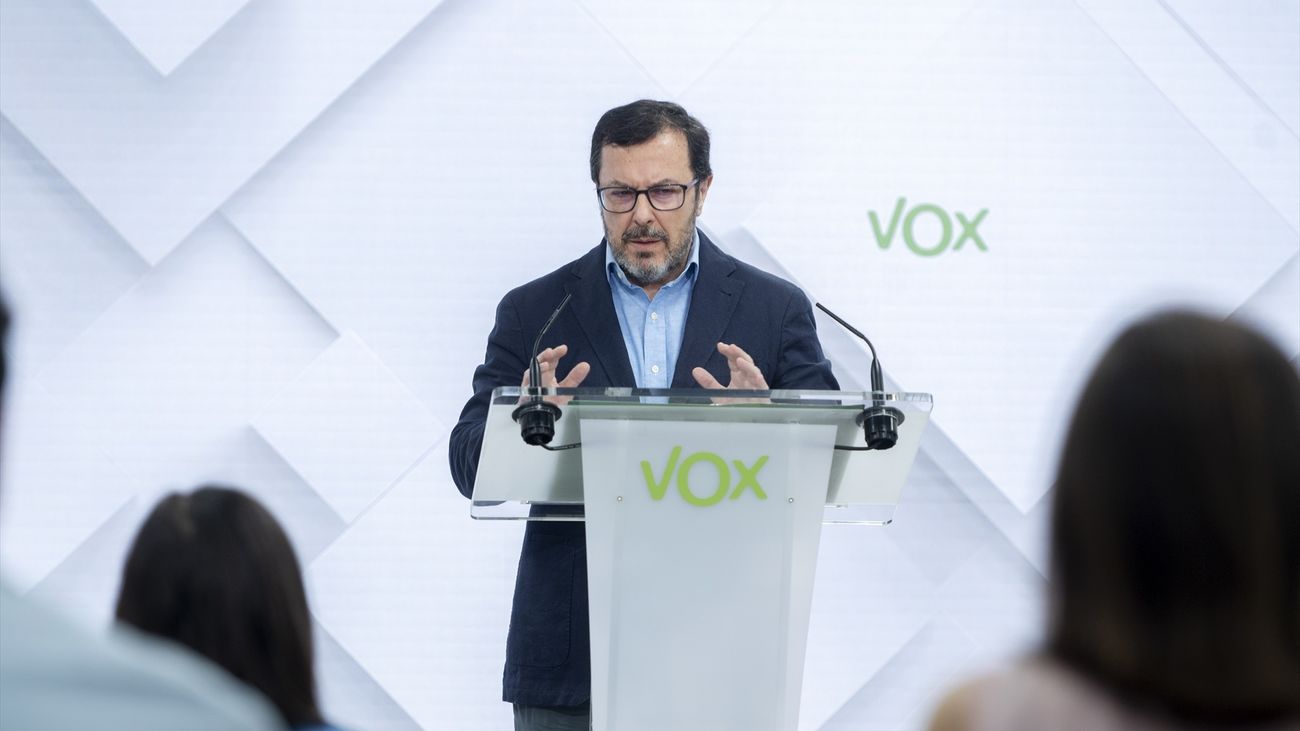 Vox acusa al PP de alentar el transfuguismo tras la ruptura de los pactos autonómicos