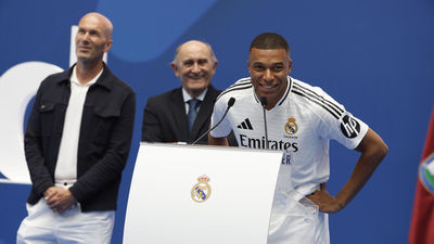 Mbappe: "Es increíble estar aquí, hoy se realizan mis sueños"