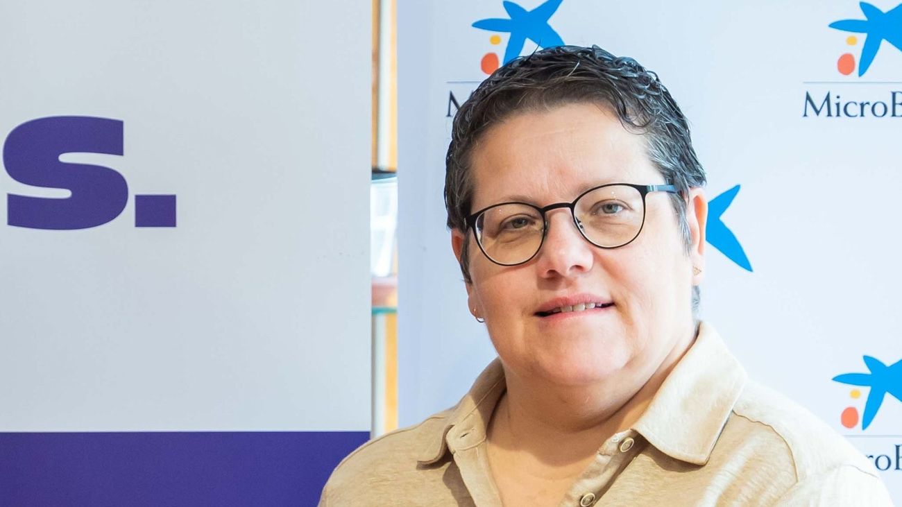 Isabel García asegura que cumple "escrupulosamente" con la ley en el caso de las adjudicaciones de la empresa que comparte con su mujer