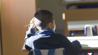 Móstoles amplía el plazo para solicitar becas municipales escolares