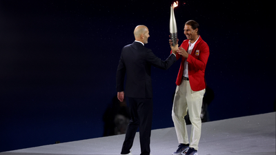 Nadal, la gran sorpresa en París con la antorcha olímpica
