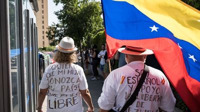 Miles de venezolanos han votado en España en una jornada con aires de cambio